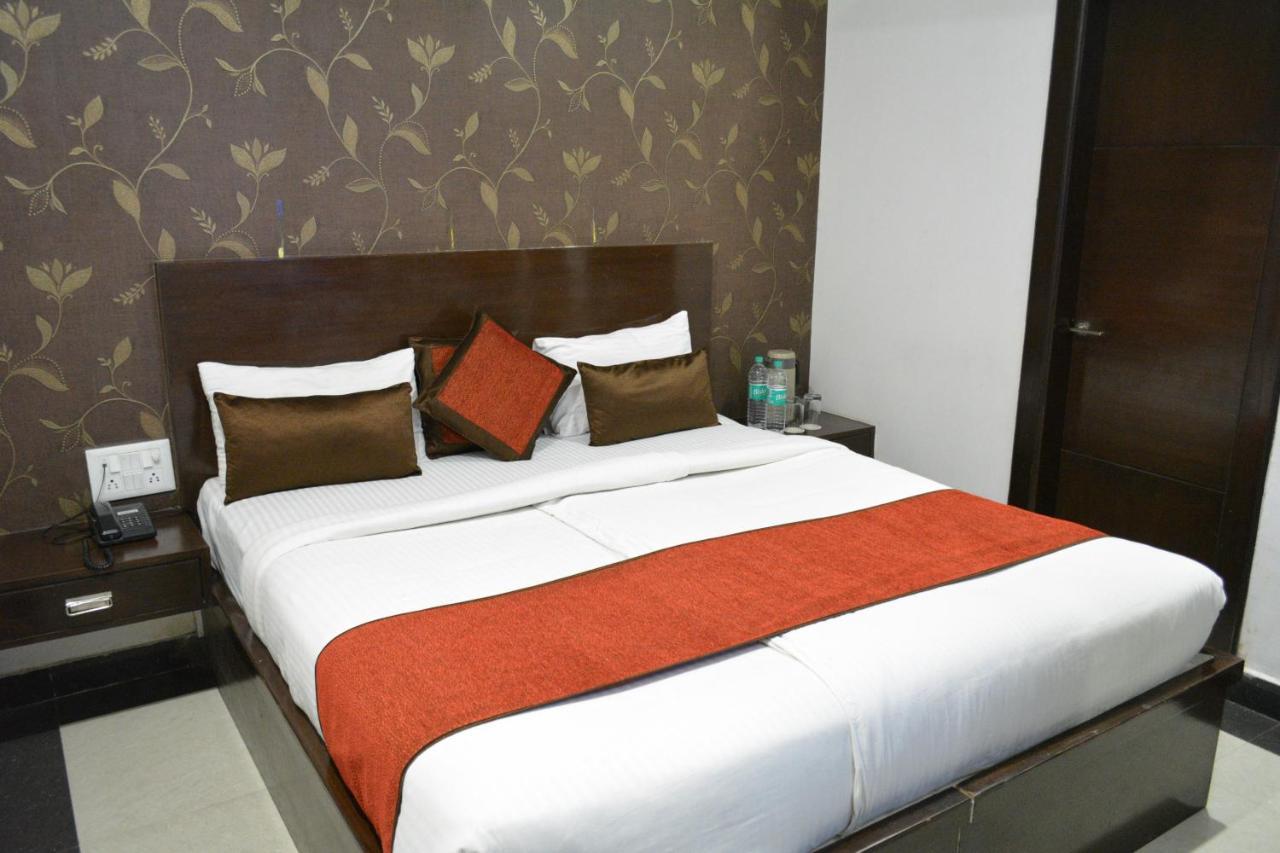 Hotel Samovar By Goyal Hotel Agra  Bagian luar foto