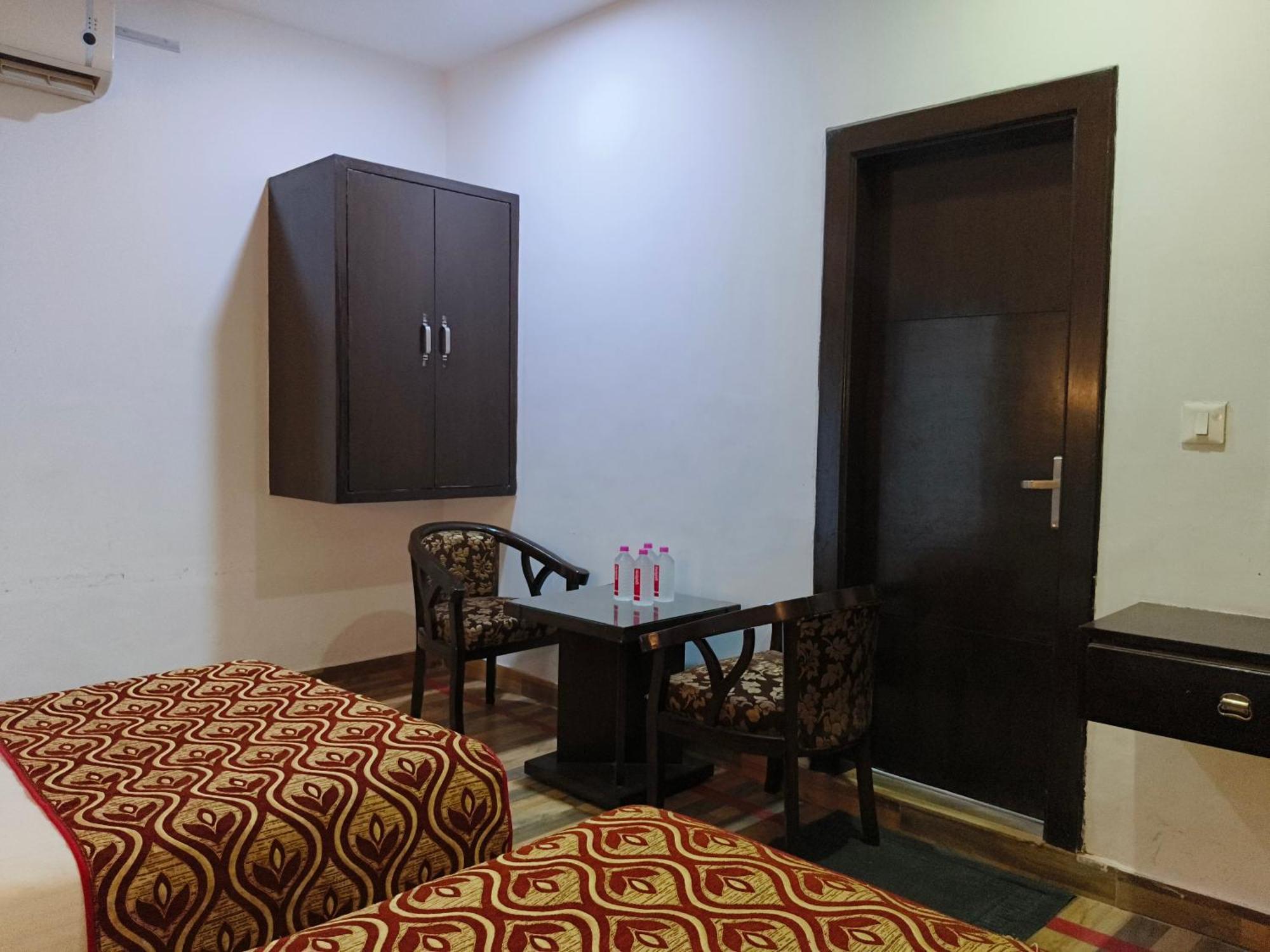 Hotel Samovar By Goyal Hotel Agra  Bagian luar foto