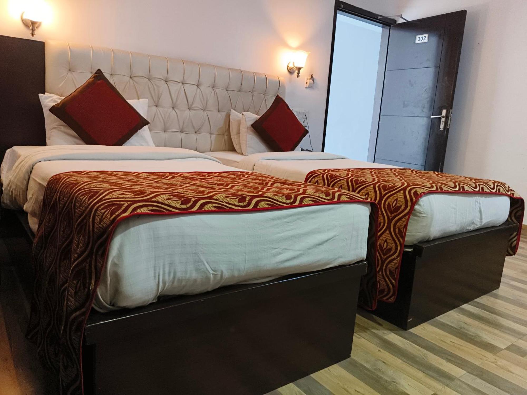 Hotel Samovar By Goyal Hotel Agra  Bagian luar foto